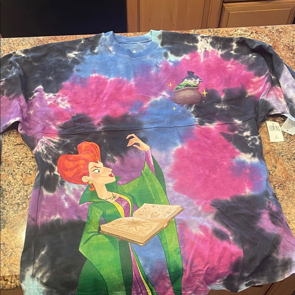 NWT Disney Sanderson Sisters spirit jersey